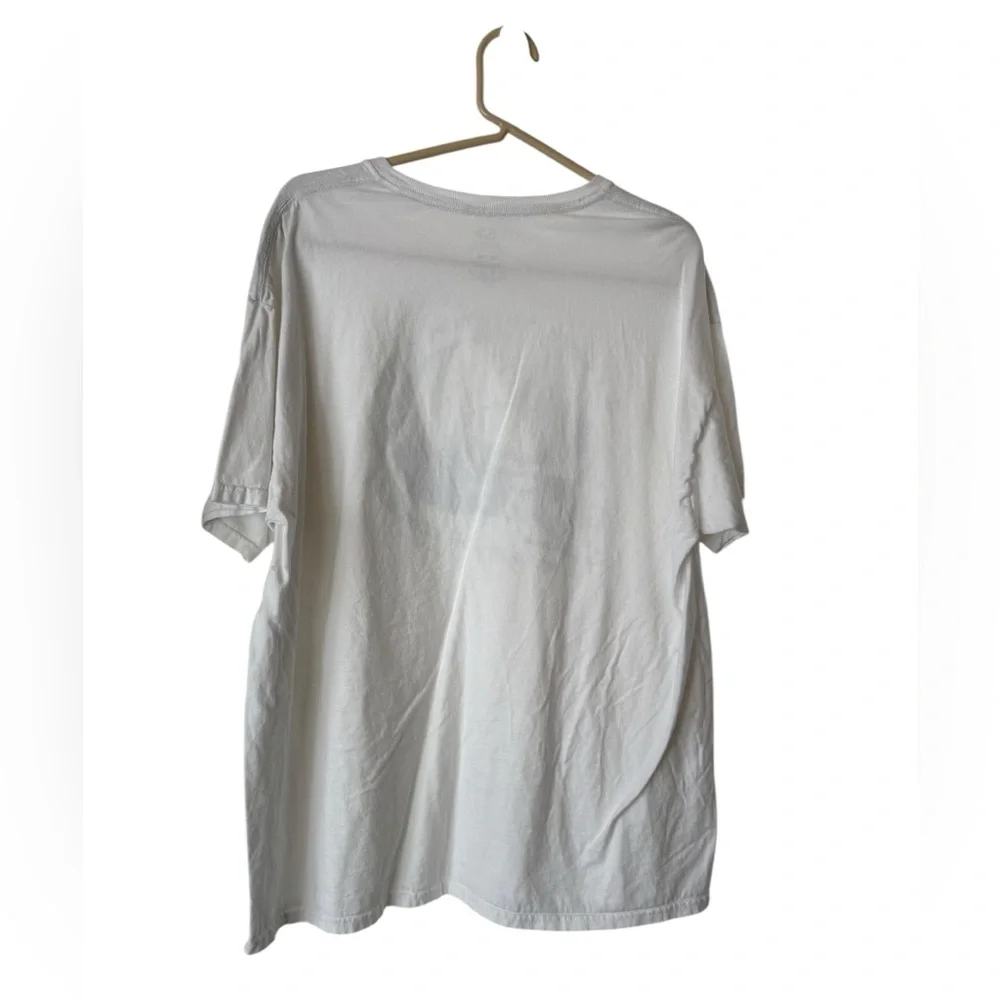 Fruit of the Loom White Skull Graphic Tee - Picture 4 of 4